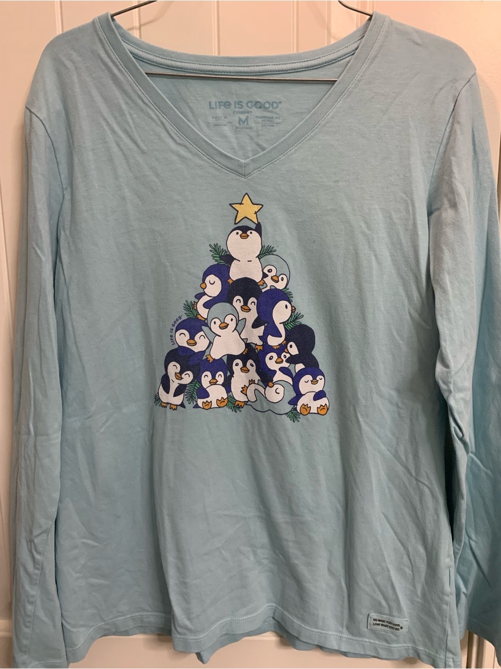 Life is Good women' Light Blue Penguin Tree Long Sleeve Top